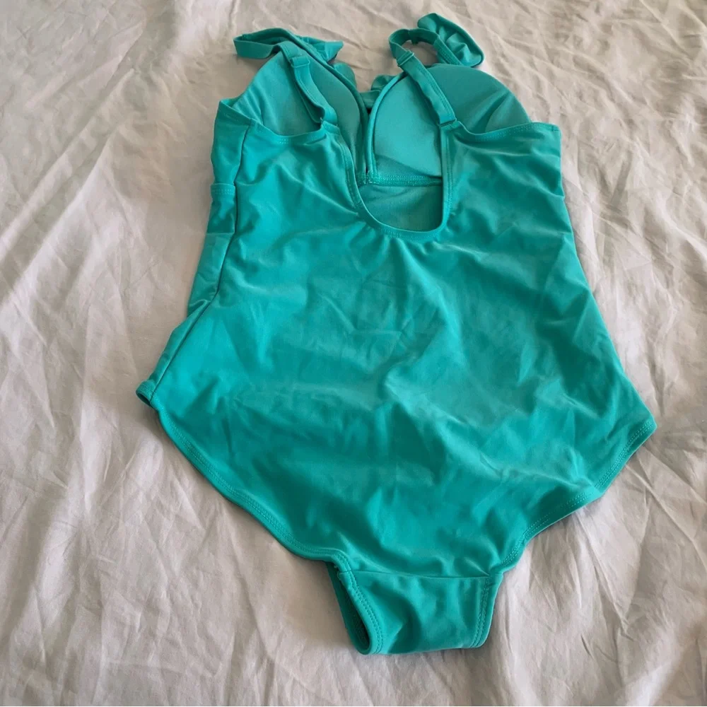 Serra Teal‎ Ruffle-Shoulder One-Piece Swimsuit Medium Padded Bra Plunging Neck